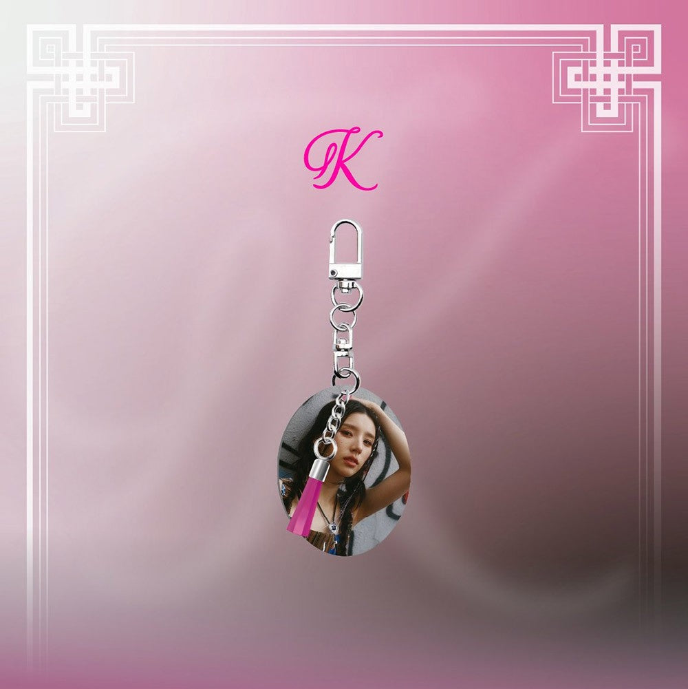 HEEJIN K Goods - ACRYLIC KEYRING_153521.jpg