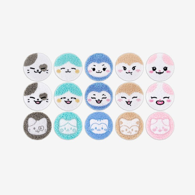 ITZY MIDZY′S CELLS Goods - TWINZY SECRET BOUCLE CAN BADGE_165477.jpg
