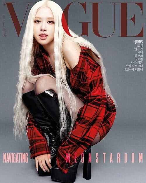 Magazine Vogue 2025-08 Type.D ROSE_176634.jpg