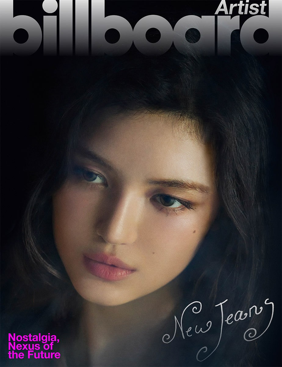 NewJeans Billboard Artist Photobook Type.F_164600.jpg