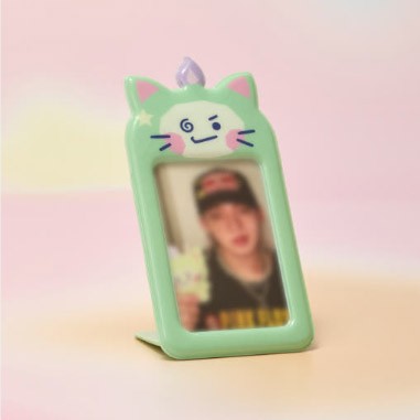 TREASURE TRUZ Planet Goods - Planet PVC Photocard Holder_179569.jpg