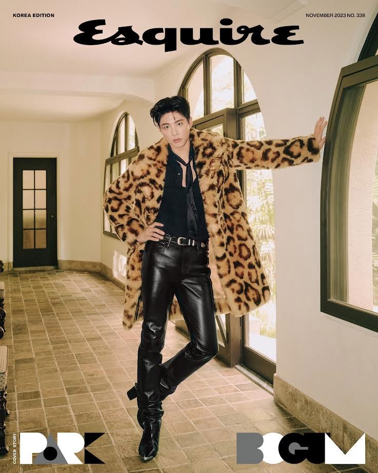 Magazine Esquire 2023-11 Type.A - kpoptown.ca