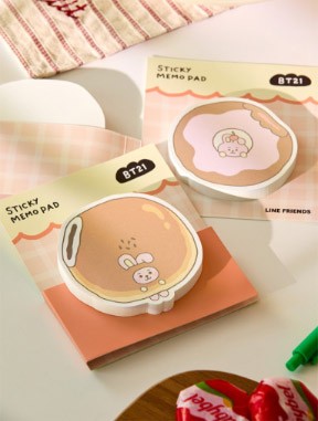 BT21 Bakery Goods - Sticky Memo Pad_163660.jpg