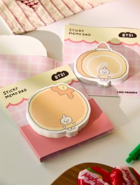 BT21 Bakery Goods - Sticky Memo Pad_163663.jpg