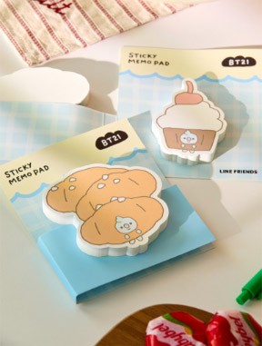 BT21 Bakery Goods - Sticky Memo Pad_163666.jpg