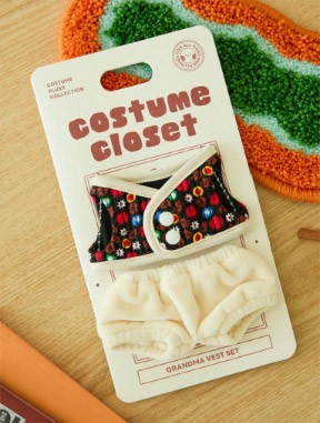 BT21 Camp Fire Goods - Closet Grandmother Vest Set_163179.jpg