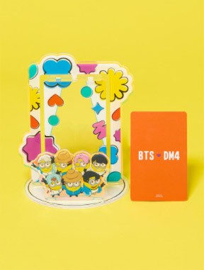 BTS x DM4 Goods - Random Photo Stand_161950.jpg