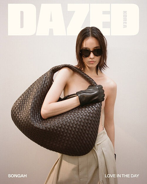 Dazed & Confused Korea 2025-12 Type.C_182773.jpg