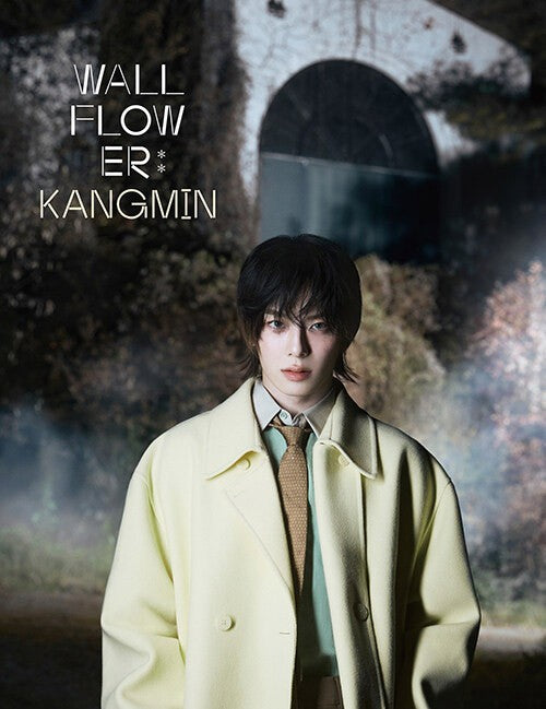 Esquire Photobook : WALL FLOWER KANGMIN Type.B_182796.jpg