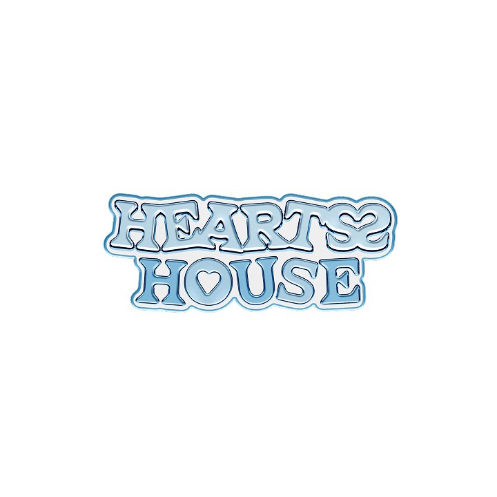 [Pre Order] Hearts2Hearts HEARTS 2 HOUSE Goods - LOGO BADGE_186366.jpg