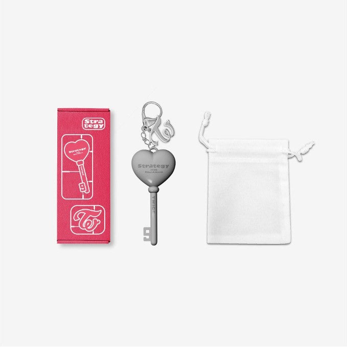TWICE STRATEGY POP-UP In SEOUL GOODS - LOGO KEYRING_167493.jpg