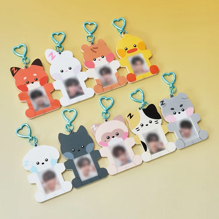 ZEROBASEONE ZERONI Wonderland Goods - Magnet Photocard Holder_182590.jpg