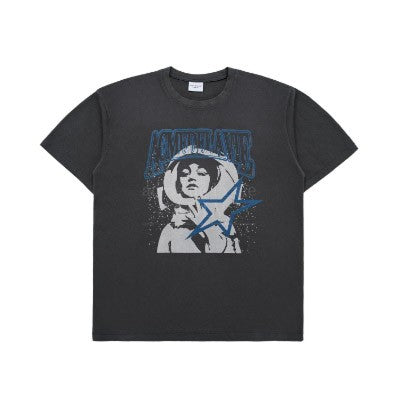 acme de la vie with JEONGHAN - AE LOGO ASTRONAUT ARTWORK SHORT SLEEVE T-SHIRT CHARCOAL_155333.jpg