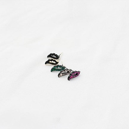 [DR60] The Heirs - Black Wings Earring - kpoptown.ca