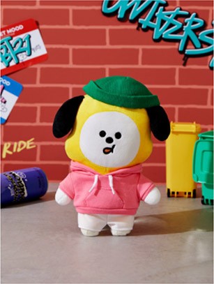 [BT21] BTS Line Friends Collaboration - Street Move Standing Doll - kpoptown.ca