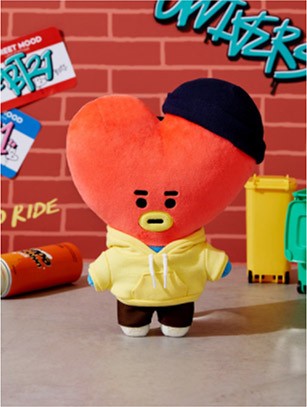 [BT21] BTS Line Friends Collaboration - Street Move Standing Doll - kpoptown.ca