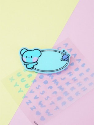 [BT21] BTS Line Friends Collaboration - minini Acrylic Pin Badge - kpoptown.ca