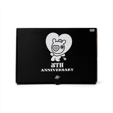 [BT21] BTS Line Friends 5th Anniversary Season's Greetings Package - kpoptown.ca