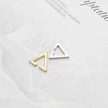 [BS01] BTS Style Simple Triangle Ear Cuff - kpoptown.ca