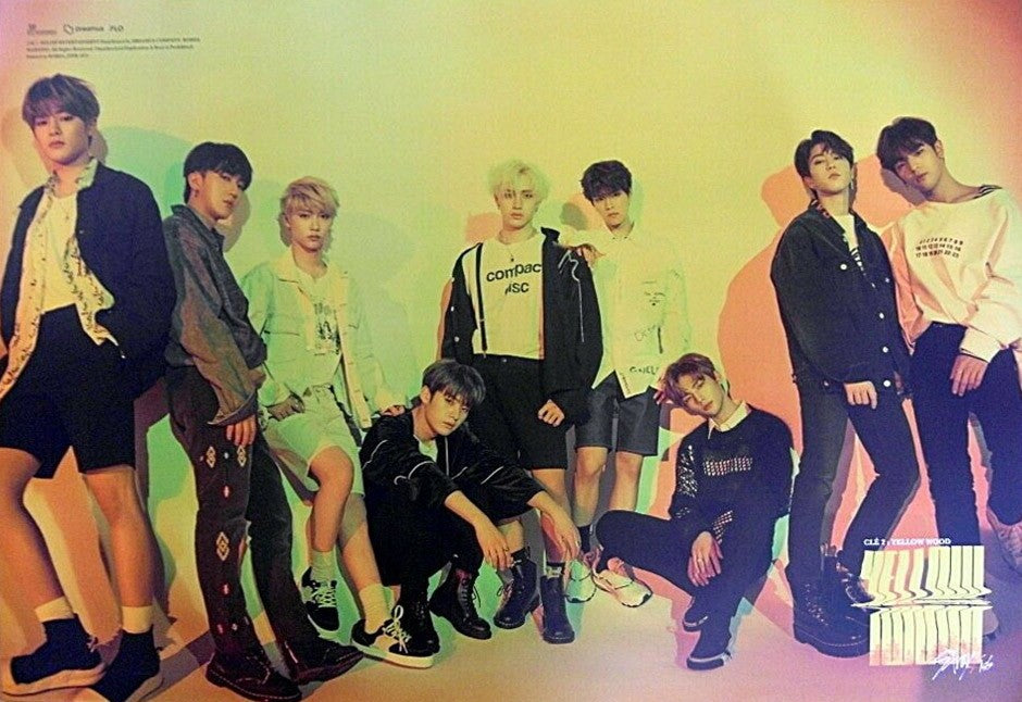 [Poster] Stray Kids - Cle2 : Yellow Wood (Random ver) Poster - kpoptown.ca