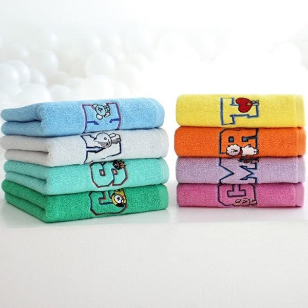 [BT21] BTS Design Ever Collaboration - Wappen Badge Towel - kpoptown.ca